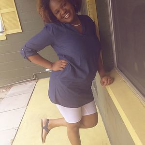 Meet your Posher, Jenequa